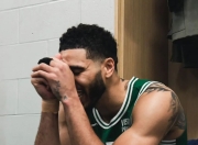 雷速直播-包含塔图姆在尤文图斯比赛中回归赛场，高光表现引发热议！的词条