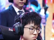 雷速直播-包含浓眉哥新星势不可挡表现惊艳，DWG未来可期！的词条