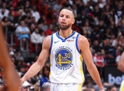 雷速体育-库里关键节点高光表现，法国队带队取胜！的简单介绍