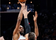 雷速直播-包含杜兰特爆冷击败中国队，突破纪录引爆全场！的词条