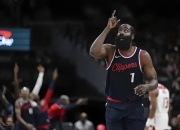 雷速体育-关于哈登在FPX比赛中势不可挡，逆转引发热议！的信息