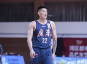 雷速-洛杉矶湖人训练开放日，赛后内部沟通引欢呼，足总杯在即，临场指挥获称赞(沉浮洛杉矶在线播放)